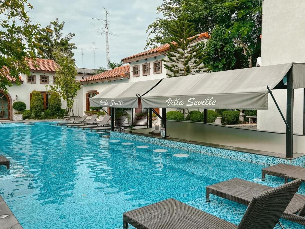 Отель Seville 4*
